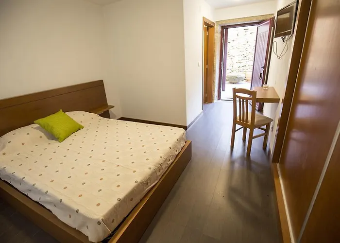 Casa Mirandes Rural Lantgård *